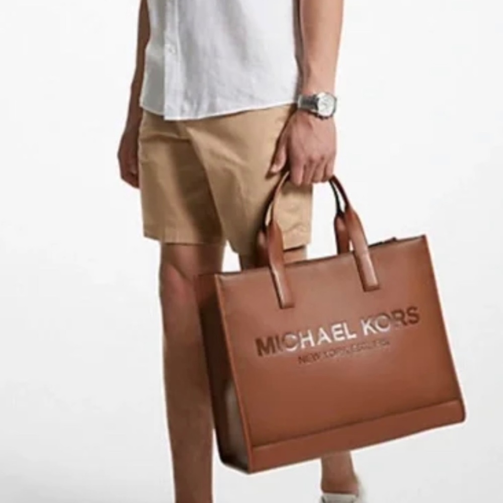 Michael kors tote